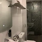 دي لوير فندق 3*
