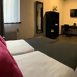 فندق دي لوير