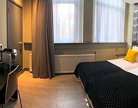 Hotel De Looier 3*